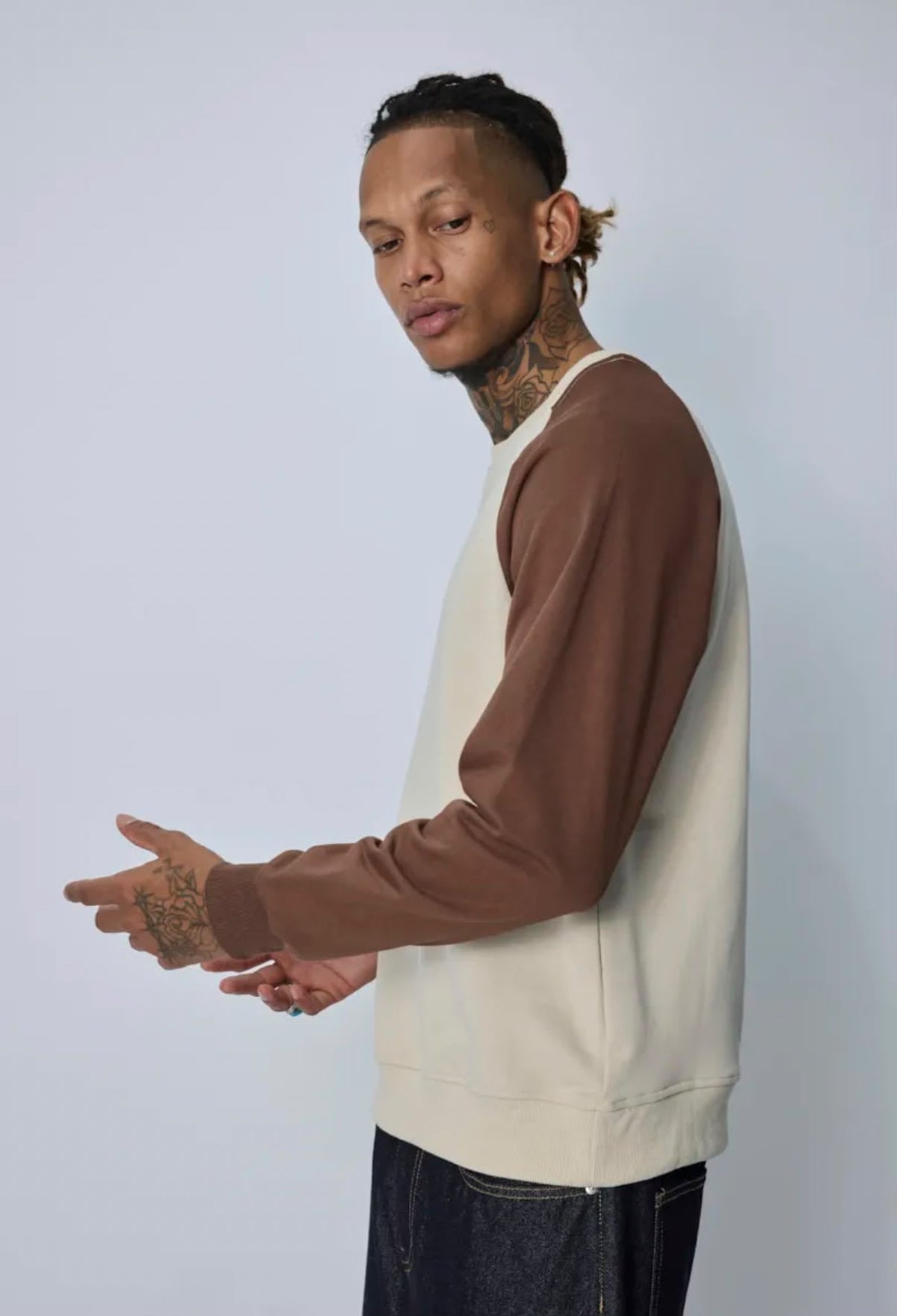 Sweat raglan ecru et brun FRILIVIN BM2702U-9